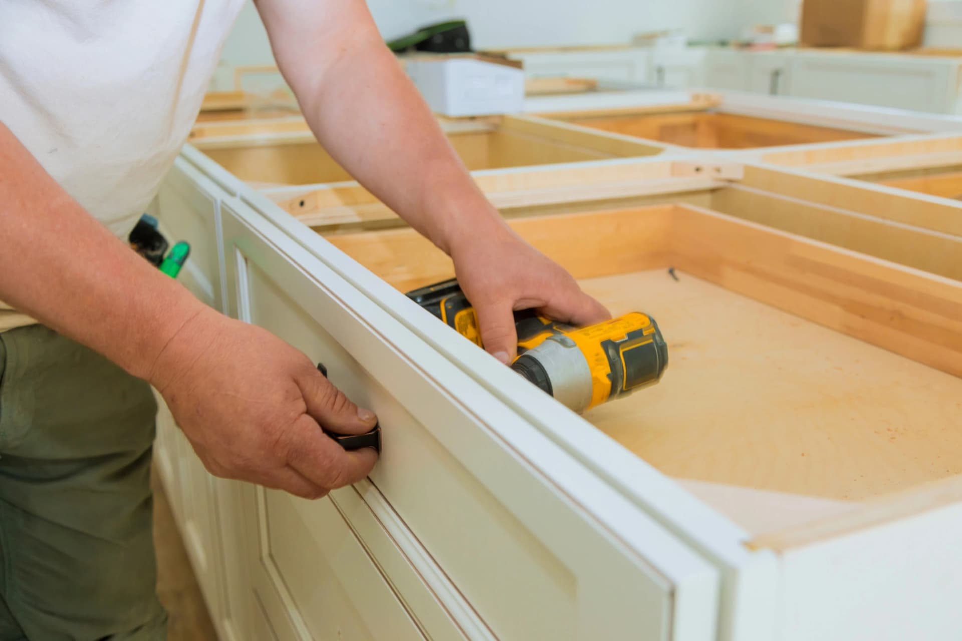 Find a Trusted Cabinet Maker Near Me – Woodtronics NY