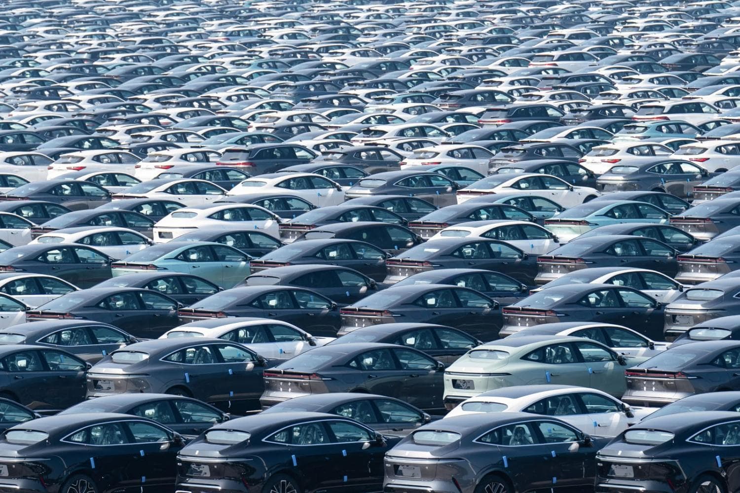 Export véhicule : pourquoi choisir Swiss Car Export pour vendre