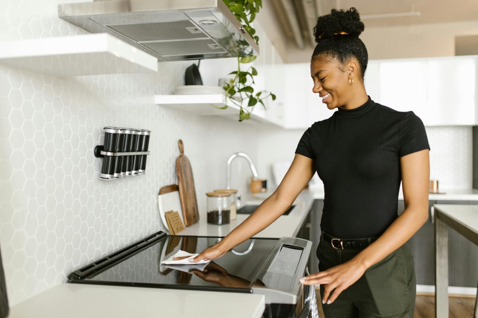 Kitchen Deep Cleaning Dubai Done Right the First Time
