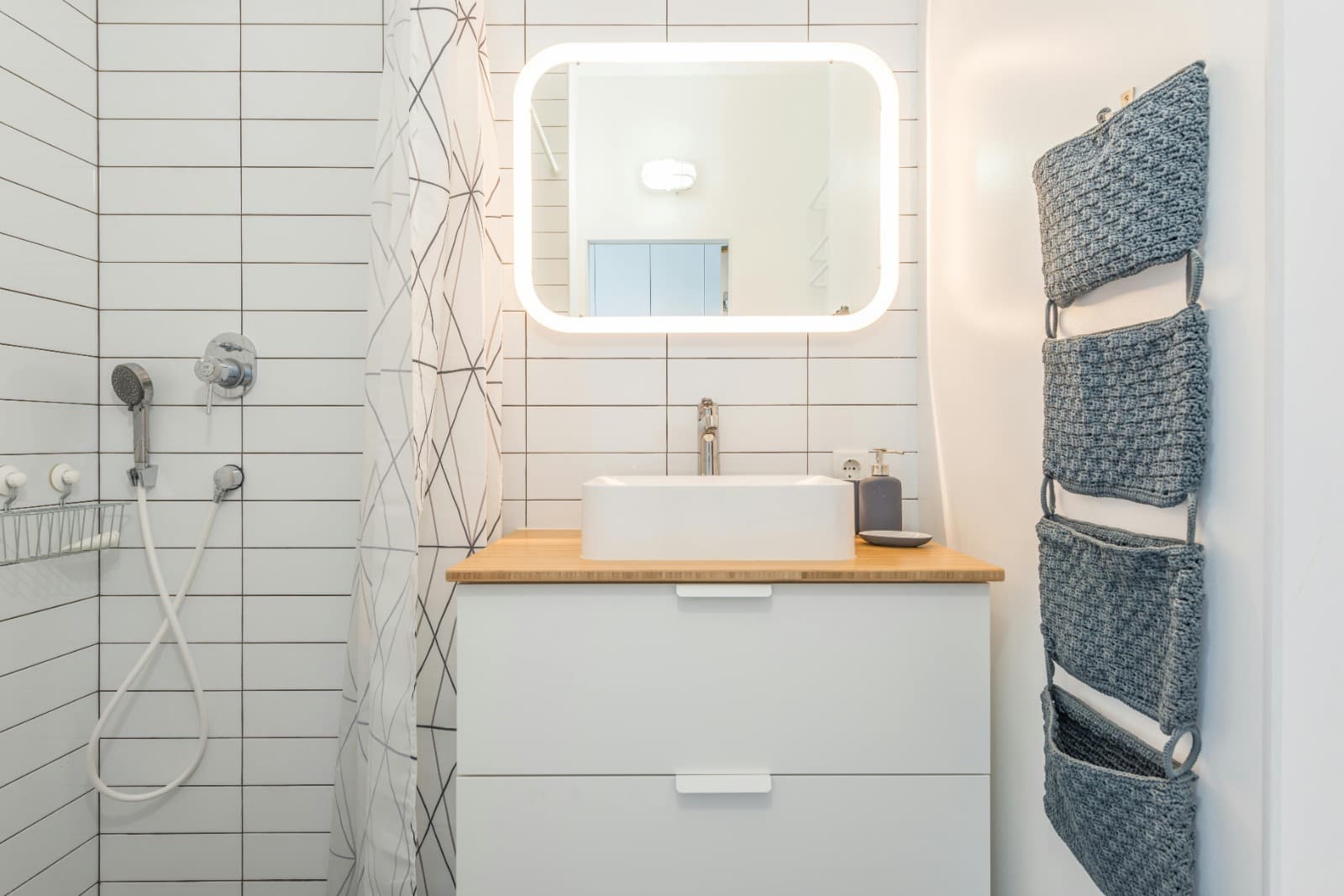 Professional Bathroom Remodeler for Beautiful Bathrooms