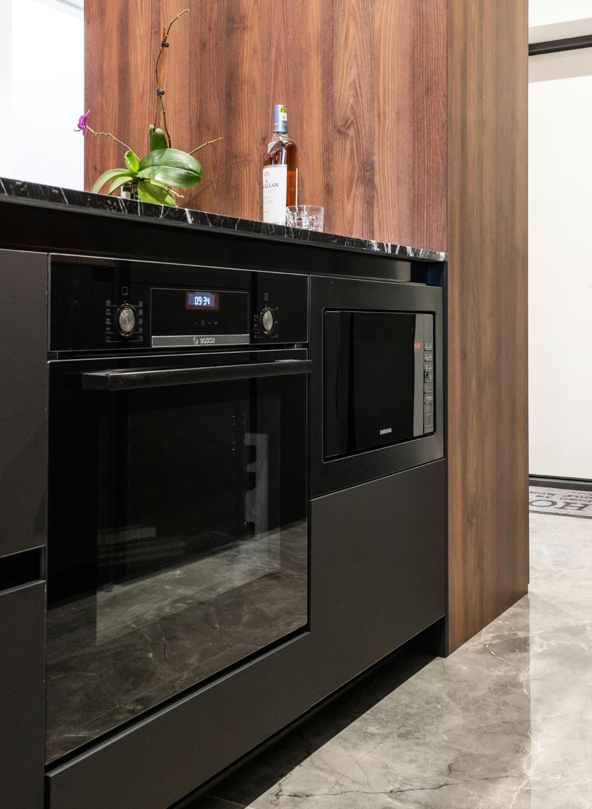 Microwave Oven Sales with Space-Saving Designs