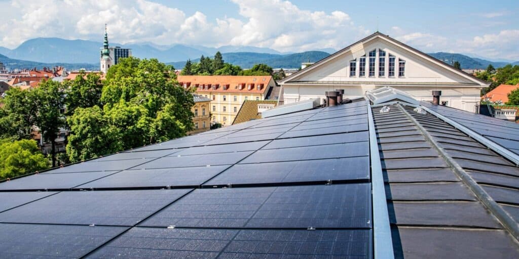 Solar Panels Newmarket: Professional Installation You Can Count On