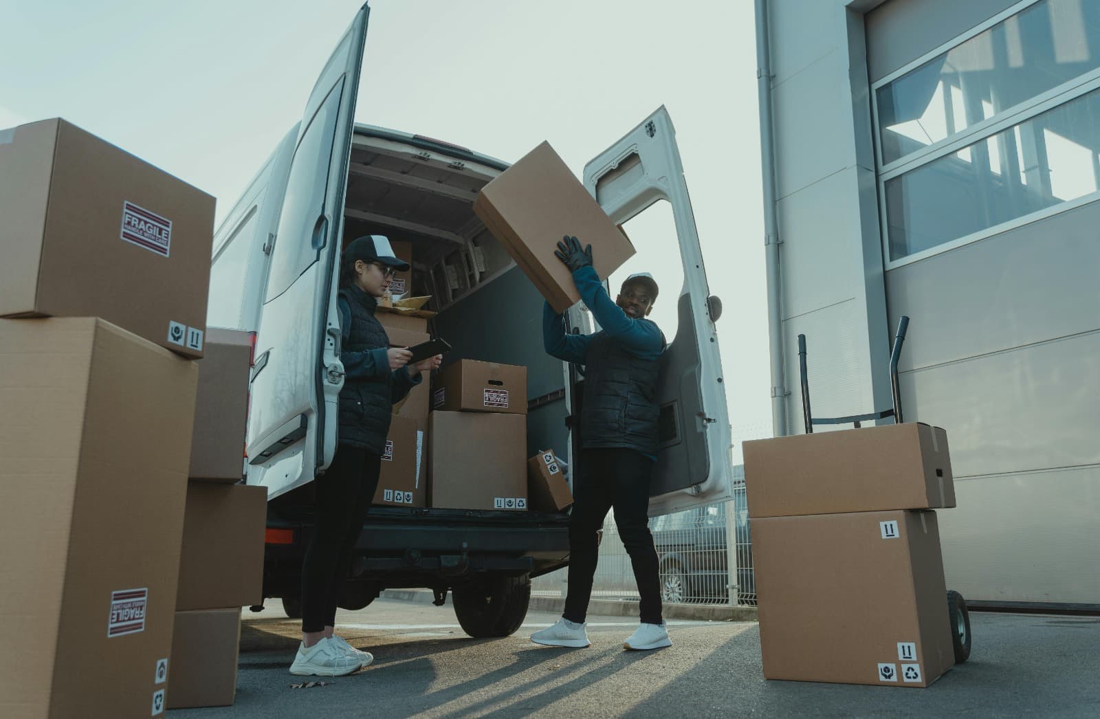 Reliable Long Distance Movers Calgary with Secure Transport