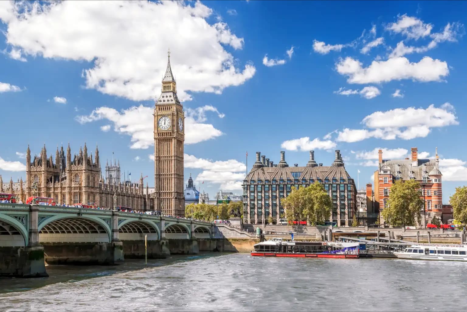 How to Start and Grow Your Own UK Blog Successfully