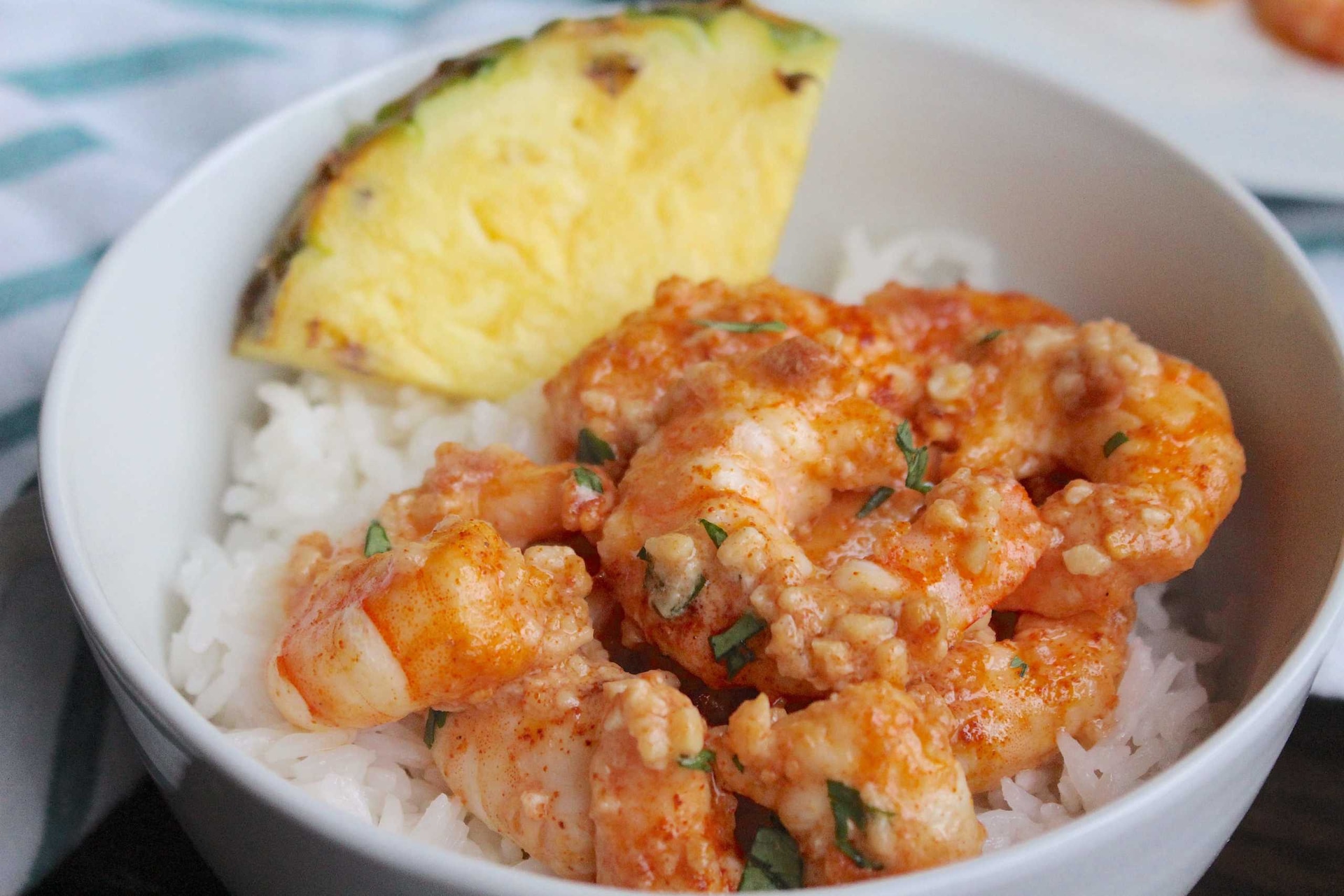 Hawaiian Shrimp That Thrive in Self-Sustaining Ecosystems