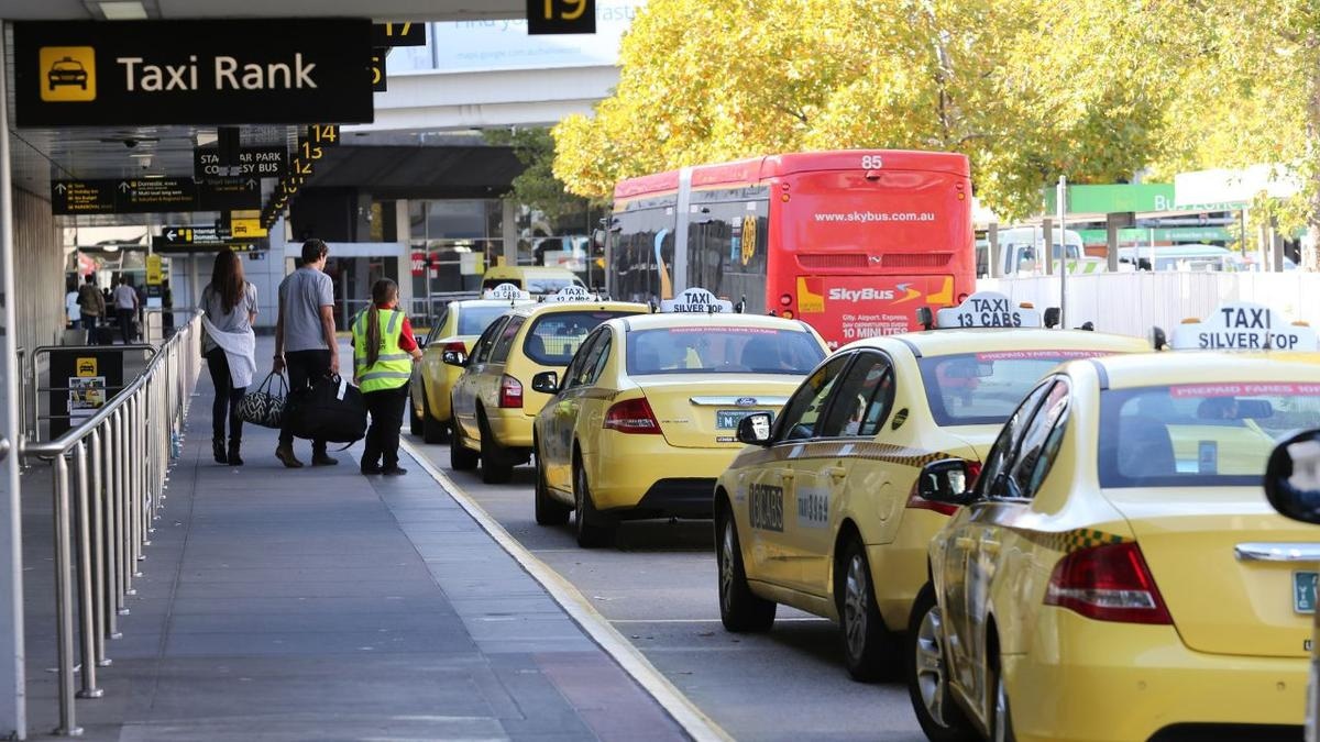 Professional Minicab Service – Walton-on-Thames and Beyond