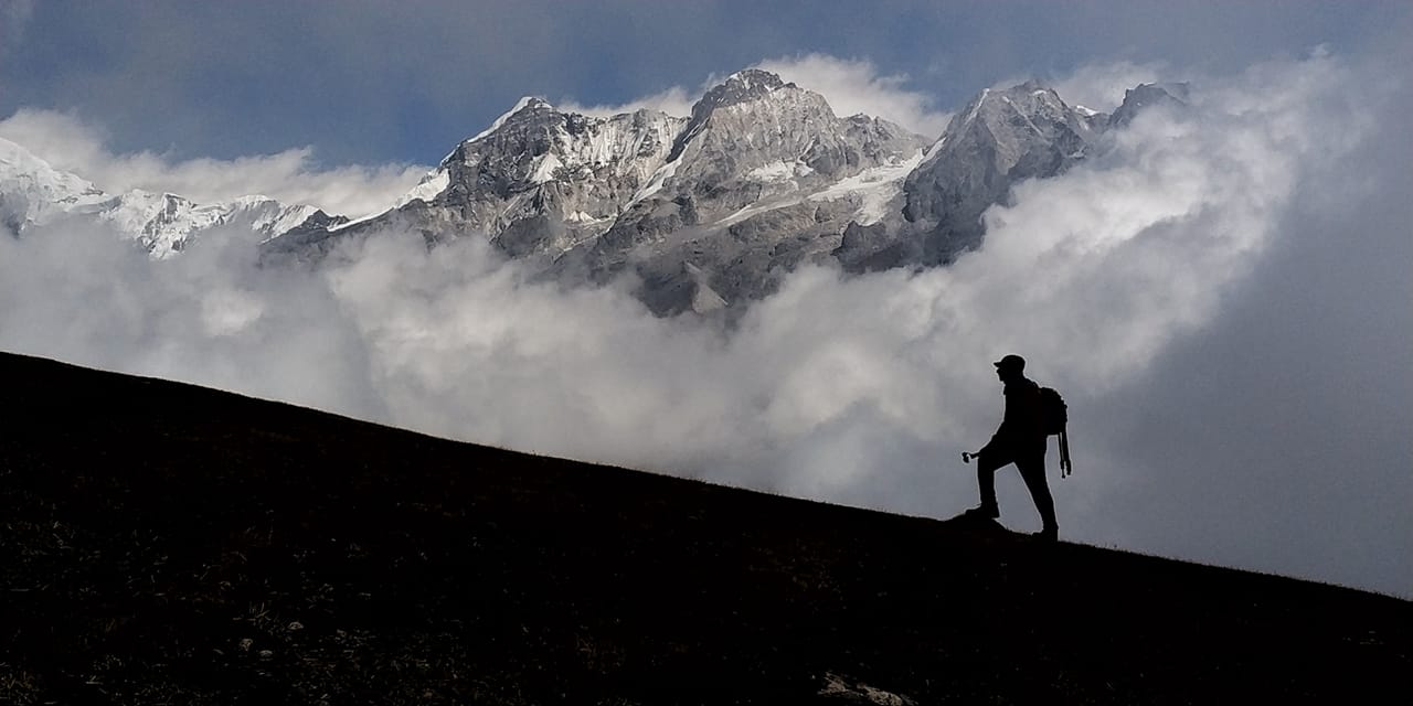 Experience Breathtaking Panoramas: Goechala Trek by Sandakphu Trek