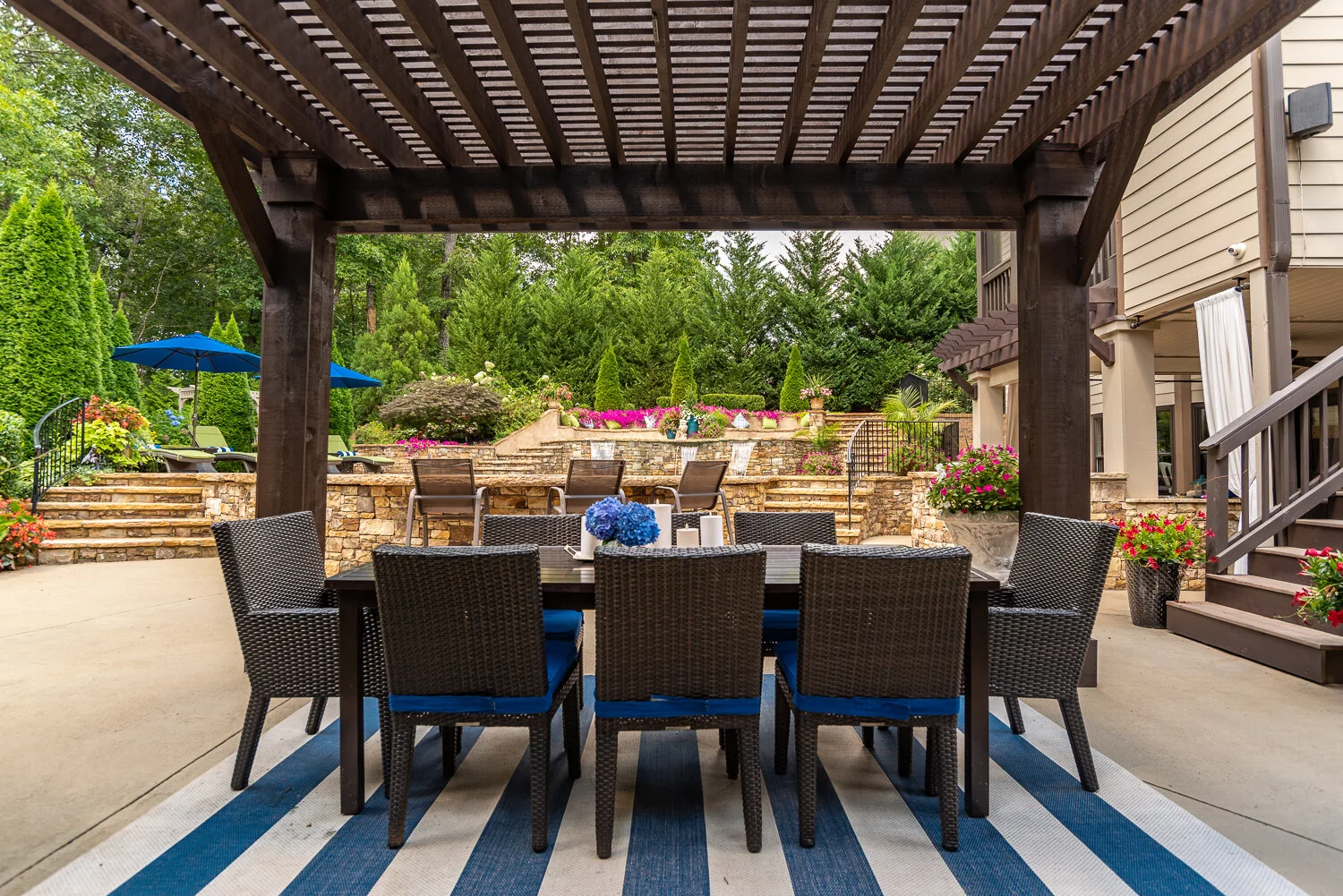 Professional Deck Builder Kennesaw for Outdoor Living