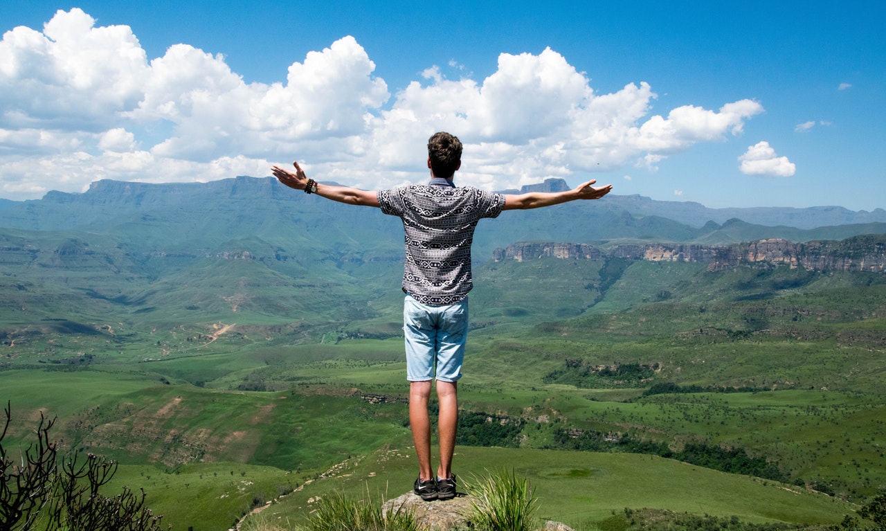 Enhancing Joy and Well-Being at https://sourcesofhappiness.com/ Through Community Engagement